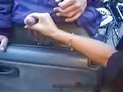 La joven vaca fuere ocasión de caer dormido guapo con su exuberante figura