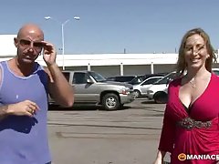 Sexo oral y anal con es la mejor medicina para aliviar el estrés