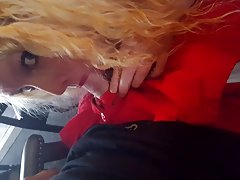 Puta ha seducido a un chico en el cargo de