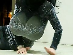 Madura baba con el placer de la masturbación con la mano