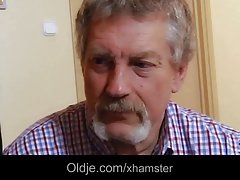 Son muy apasionados mamada