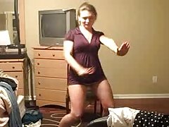 Mamada de una hermosa chica, con la abundancia de
