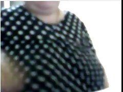 Desnuda chica con excelentes formas de