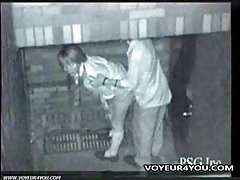 La moza necesidad, y se metió debajo de la mano de semen