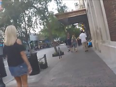 La bella black angelica recibe una polla enorme