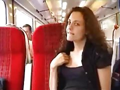 De inicio la toma de sexo sin quitarse la ropa interior