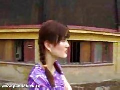 La chica daria glower recibe placer